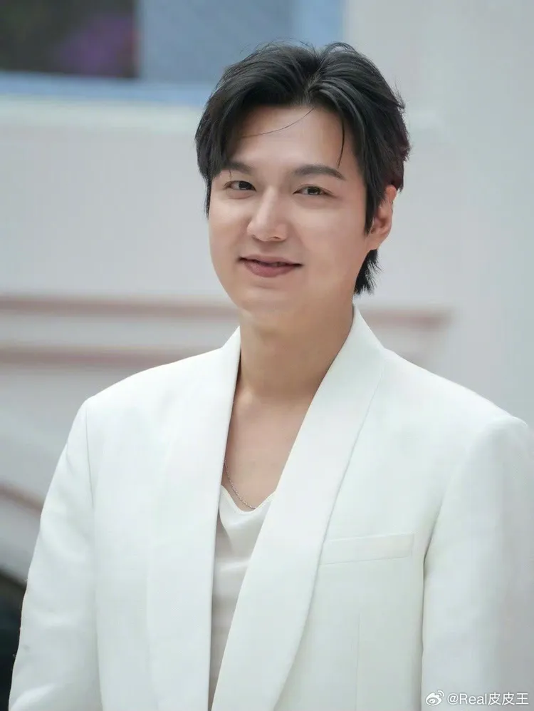 李敏鎬最近忙著去泰國宣傳。翻攝皮皮王微博