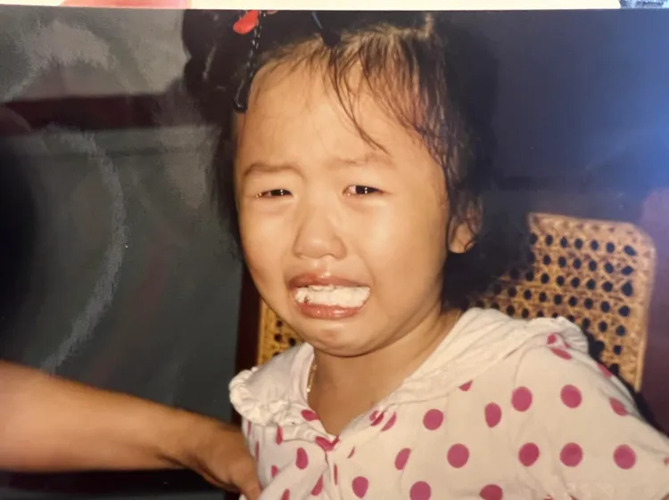 薔薔幼年萌照。取自薔薔臉書