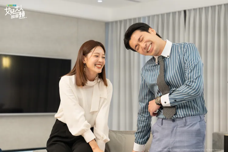 用搔癢代替懲罰，私下兩人其實都不怕癢。衛視原創提供