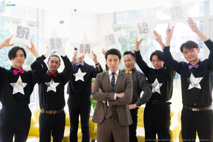 侯彥西雇用臨演上演求婚戲。衛視原創提供