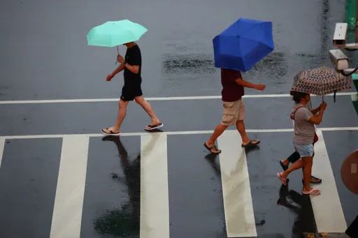 5縣市豪大雨特報！防致災降雨　蘭恩將變中颱