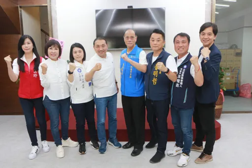 侯友宜桃園便當會!6立委參選人都到了 證明團結不是口號、齊心為地方打拚