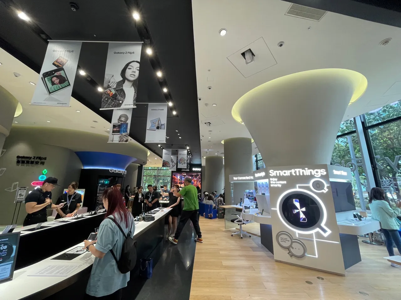 台湾三星实体门市约70家，目标2025年展店至120家。彭欣伟摄