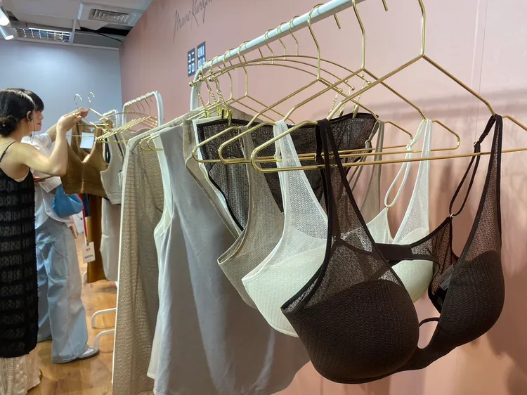 Mame Kurogouchi聯名系列共19單品、200元起。陳怡文攝