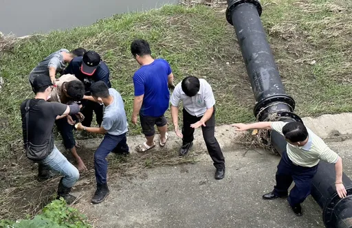 投宿前刺死女友的越南移工落網了 躲鳳山溪一天一夜還是被逮