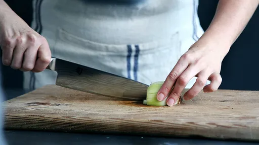 女兒管教爭議「用做愛解決」　老公硬上！反被她一刀剁小鳥