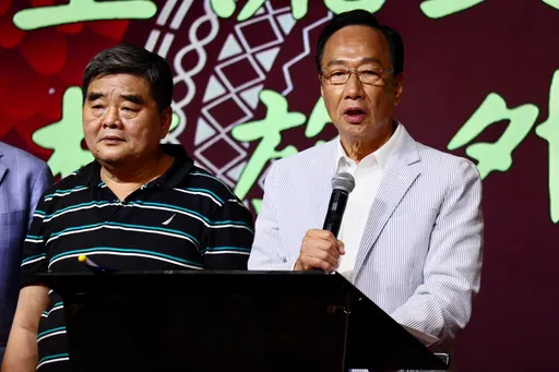 民調曝藍白選民竟有逾3成樂見郭台銘參選！　游盈隆：不排除這2種心情