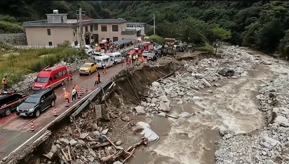 中國西安暴雨引發土石流 滾滾泥漿奪21命仍有6人失聯