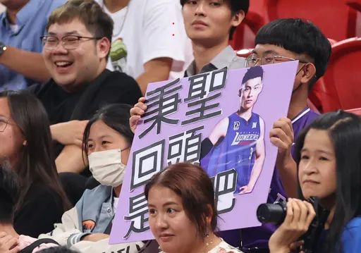 瓊斯盃｜攻城獅球迷喊「回頭是岸」！林秉聖不鳥合約爭議狂攻25分