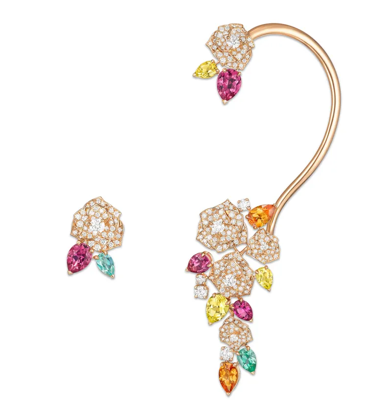Rose系列18K玫瑰金錳鋁石榴石耳環，約320萬元。品牌提供