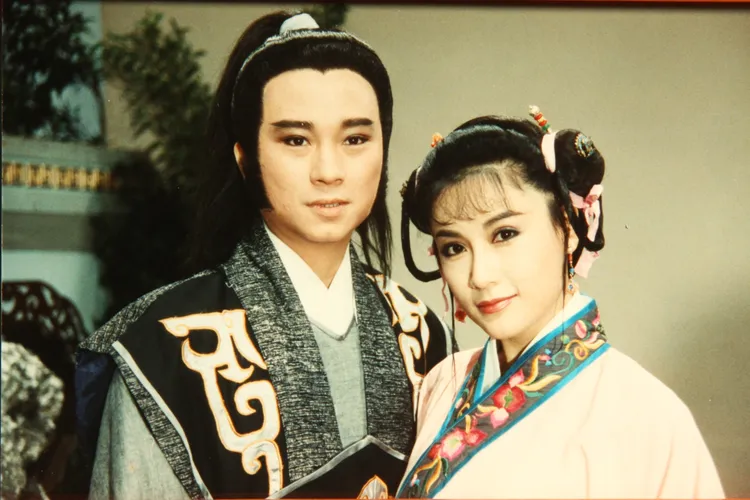 宋岡陵（右）當年紅透半邊天。資料照片