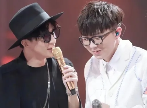 中國選秀黑到難以想像!男星被耍丟麥走人 直播中斷觀眾大喊黑幕