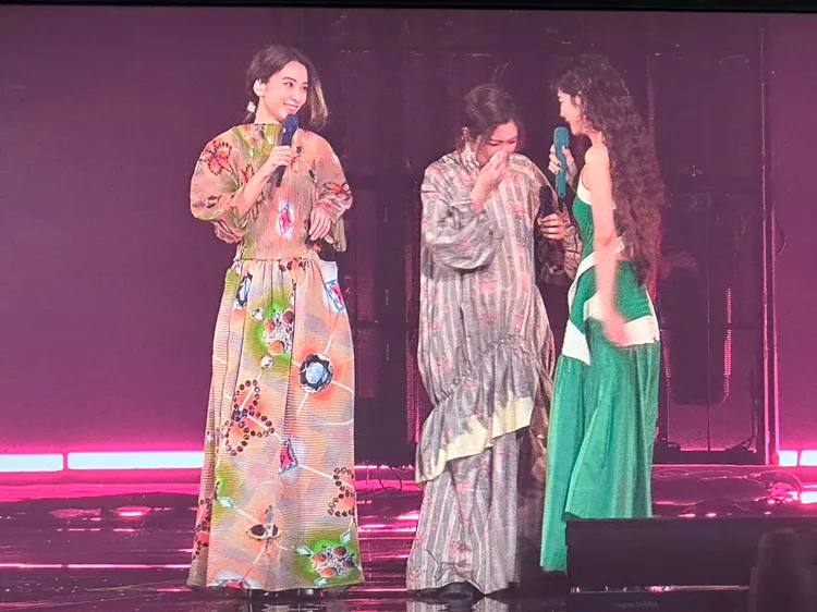 S.H.E同台，Selina忍不住感動地淚水。林丞偉攝