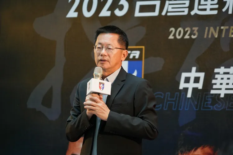 郭添貴透露，高雄市政府將加碼推出青春動滋券優惠方案。中華足協提供