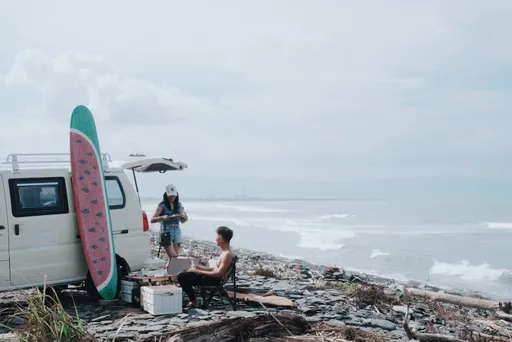 中秋賞月新體驗!君品車中泊推「租車烤肉」 圓山有夜探密道