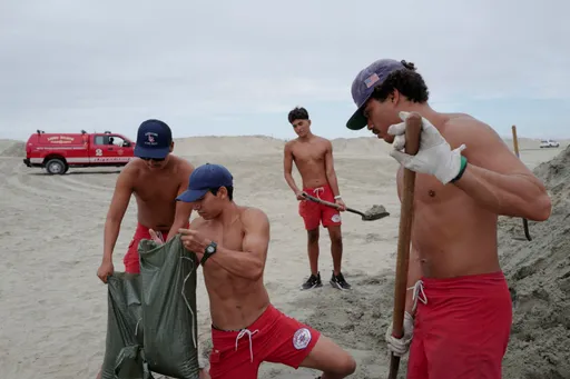 美加州史上首度熱帶風暴警告 民眾衝去海邊「做這事」