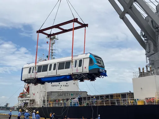 運三鶯線首列車抵台畫面曝光 展開核心機電系統測試拚2025年完工