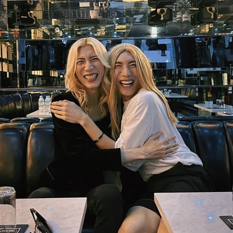 百萬網紅「見習網美小吳」撞臉日本牛郎羅曼尼桑（ROMANÉE）。翻攝《beauty___wu》的IG