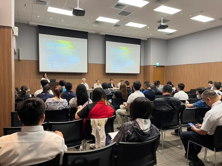 車展招商說明會吸引70多人到場。經發局提供