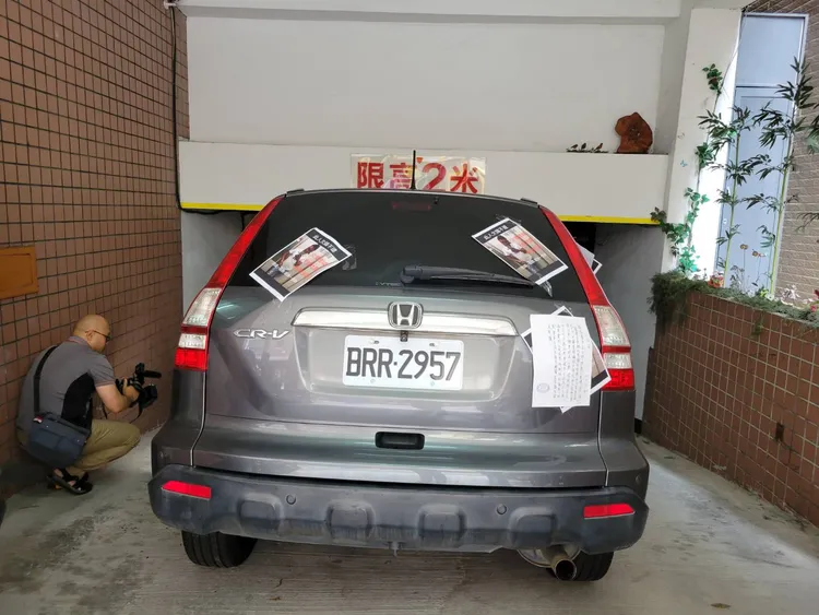 車子就這樣停了超過60小時。江和樹提供