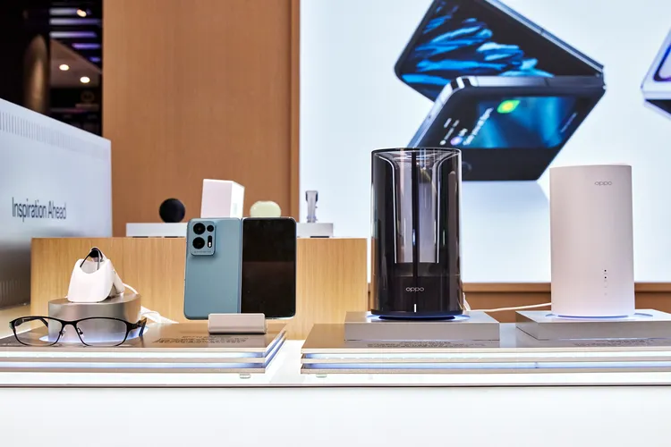 「OPPO Air Glass」、「OPPO Find N2」、「OPPO Wi-Fi 6 路由器 AX5400」、「OPPO 5G CPE T2」等未上市產品。OPPO提供