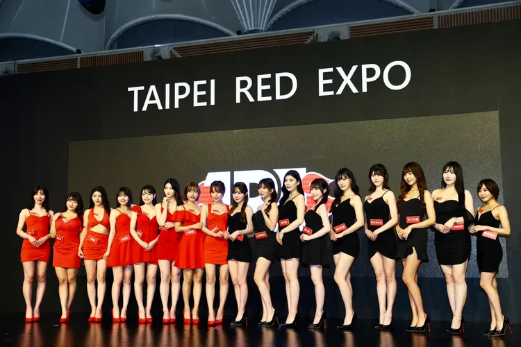 銀卡女優上陣。彭欣偉攝