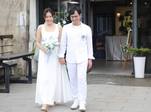 香港愛侶情定基隆和平島 3年後重返當地完婚