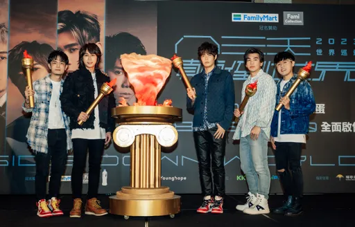 恐怖到了極點｜天團吉他手「吸陰」體質　3歲兒驚吐：老太太在那邊