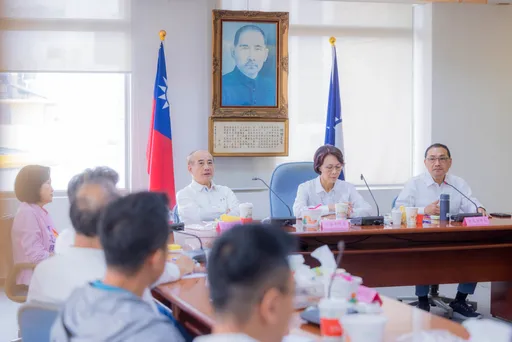 拚戰高雄!侯友宜與立委戰將早餐會 王金平:母雞強選舉就能贏