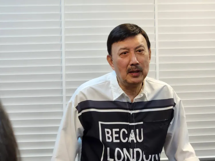 余天受訪。施智齡攝