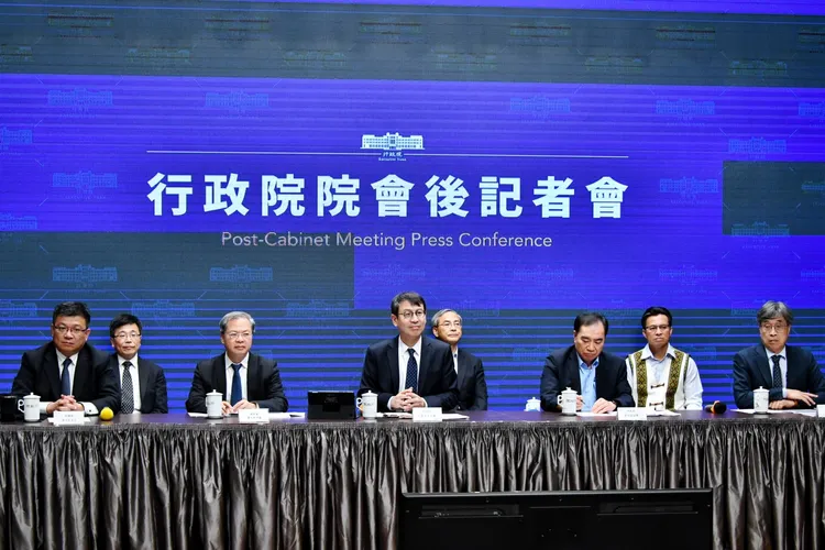 行政院會後記者會。政院提供