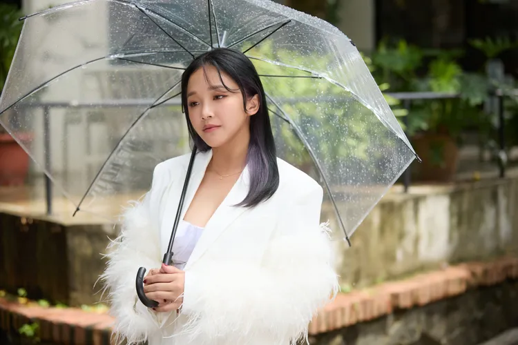 賴慧如這次新專輯的主軸是「雨天」。時代創藝提供