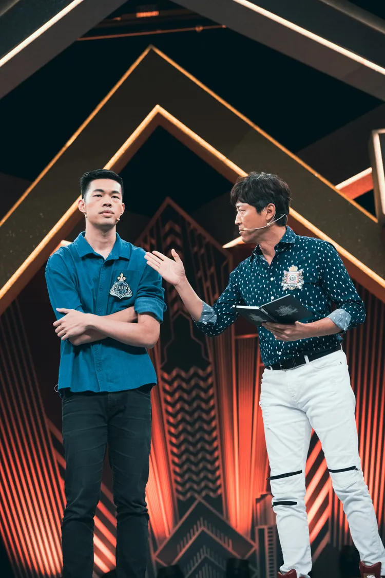 侯昌明（右）與陳大天。三立提供