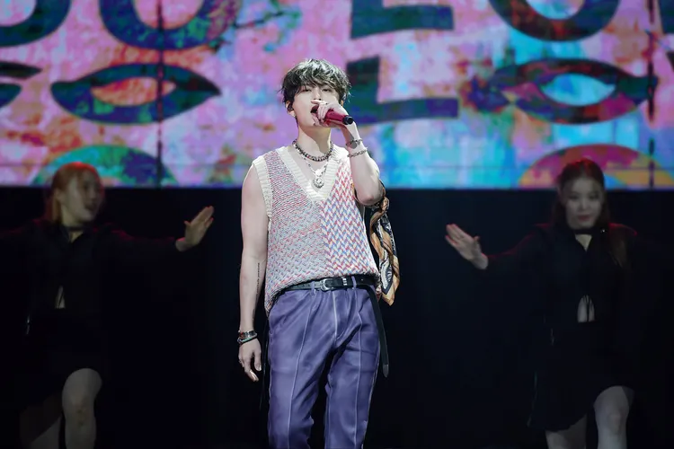 龍俊亨當場跟粉絲交往，3秒後立刻分手。得藝室策劃有限公司提供