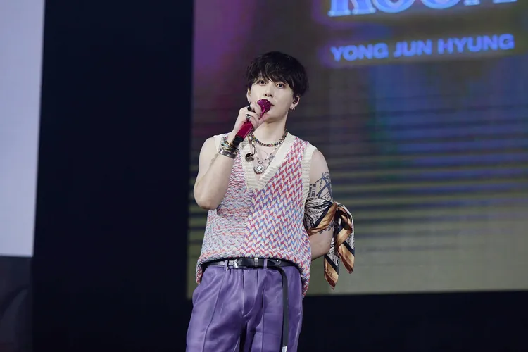 龍俊亨想粉絲發射愛的子彈。得藝室策劃有限公司提供