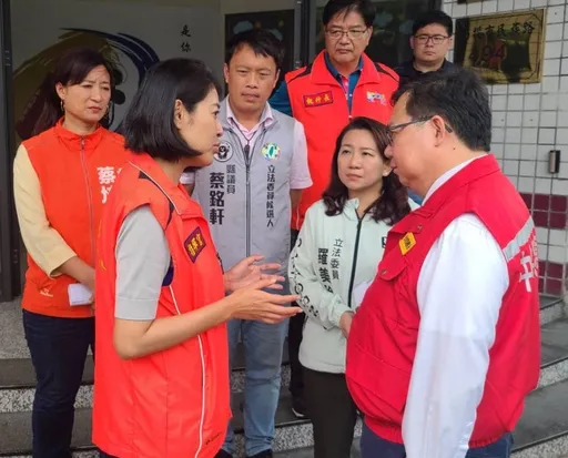 國軍搶修復南投山區道路 鄭文燦:從優從寬從速補助農民災損