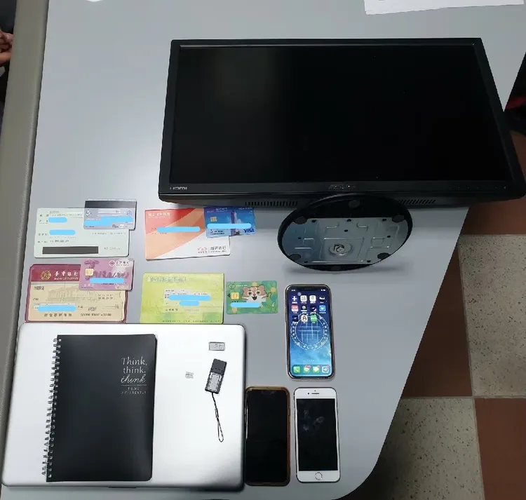 警方起出相關證物。民眾提供