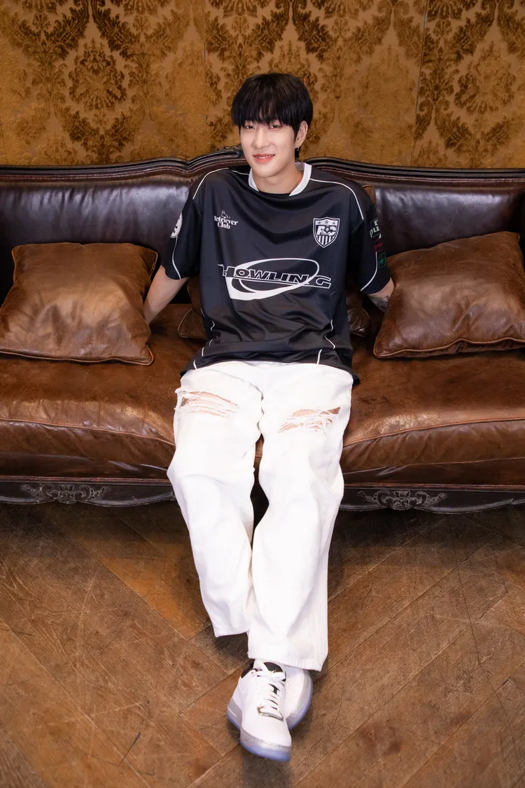 尹鐘佑提到跳《Switch》時間不夠，2天沒睡加緊練習。ON INN ASIA提供