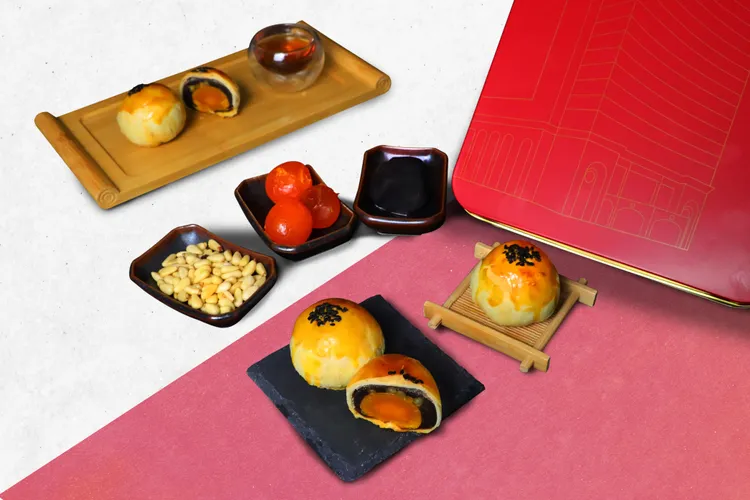 台中林酒店推出純手工自製的中秋禮饌，松子蛋黃酥禮盒，連續七年口碑熱銷。台中林酒店提供