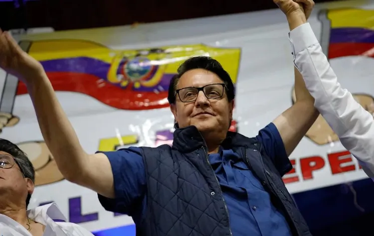 厄瓜多總統候選人維拉維森修9日在首都基多參加造勢活動時遇刺身亡。路透社