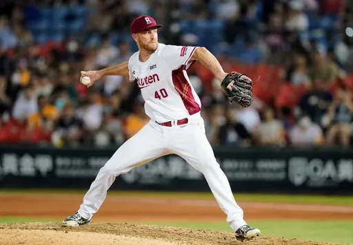 霍爾7局好投+梁家榮連2天開轟　樂天桃猿勝中信兄弟站上下半季龍頭 