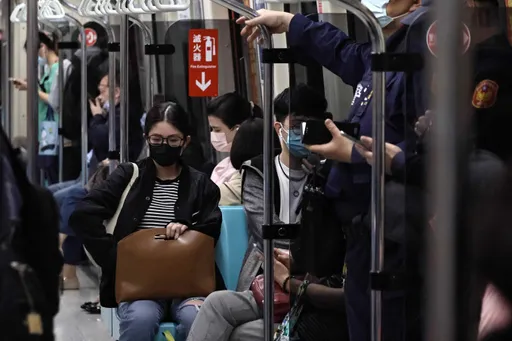 新冠變異株EG.5竄升！免疫逃脫強易傳染　病人少發燒多呼吸道症狀