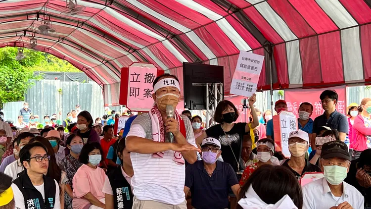 雙方無共識，居民要求業者另尋他址。資料畫面