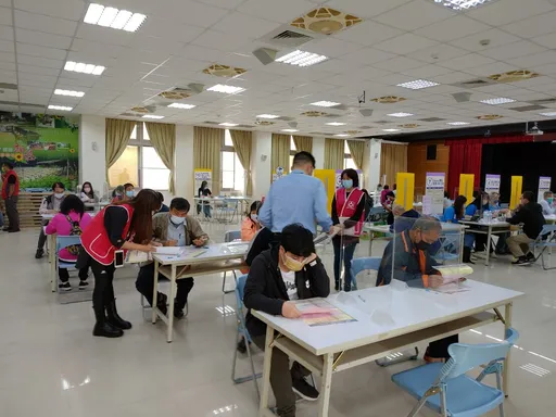 新莊福營明徵才800職缺 6餐飲「疫後缺工」現場面試