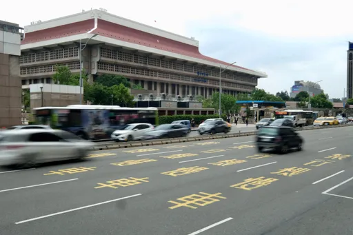 北市公布勞基法黑名單！不給加班費居多　這家客運挨罰120萬最高