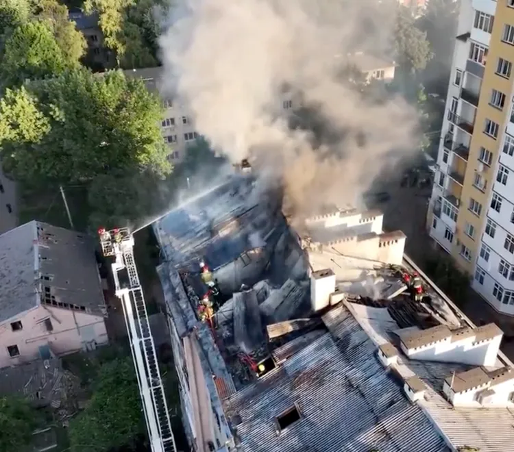 烏克蘭戰爭影響西歐國家領導人的出席一帶一路峰會的意願；圖為俄軍15日轟炸烏克蘭西部大成利維夫。路透社