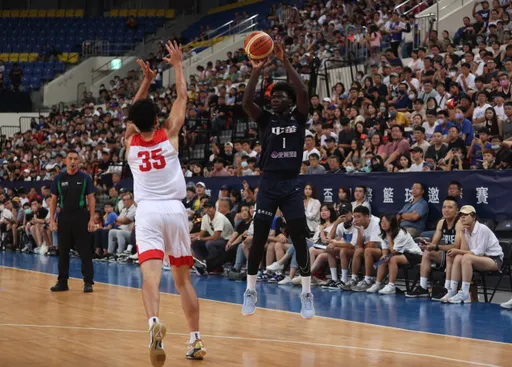 瓊斯盃｜阿巴西大殺四方　中華藍輕取日本2連勝