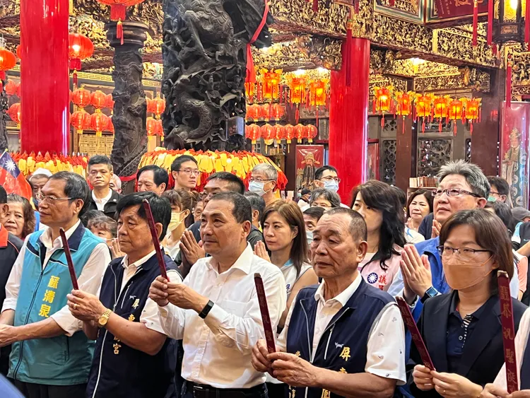 侯友宜今天到屏東拜訪。翻攝畫面