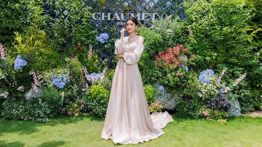 賈靜雯戴1億元珠寶逛花園 洩女兒也是CHAUMET粉