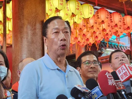 賴清德想請習近平喝珍奶+蝦仁飯！郭台銘反問這件事　不滿「沒提政策民調最高」